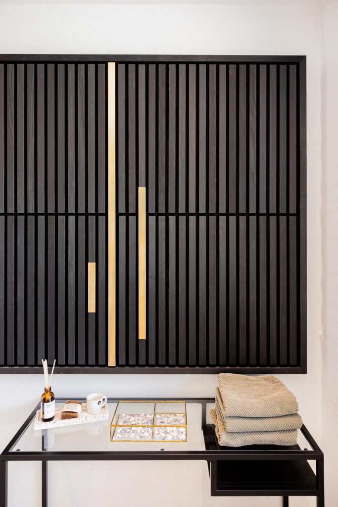 akupanel-black-ash-cover-denmark-office-13-scaled-1
