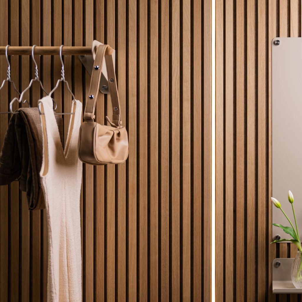 Afbeelding 1 van 3 in Lumi LED galerie